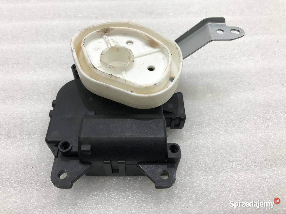 SILNICZEK NAGRZEWNICY SUZUKI SX4 1138002530 osobowe
