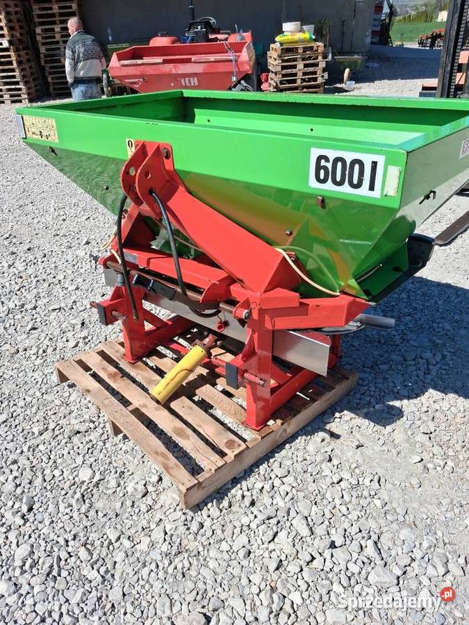 Rozsiewacz nawozu strumyk 600l nieuszkodzony małopolskie Miechów