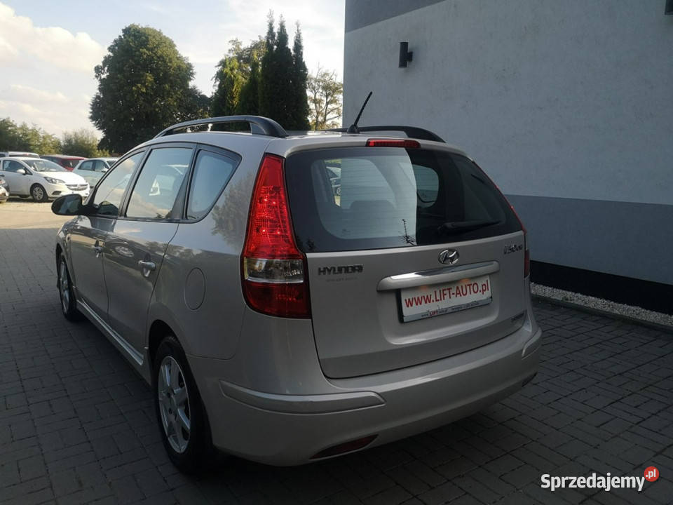 Hyundai i30 16 CRDI 116 Klimatronic Isofix Alu Strzegom