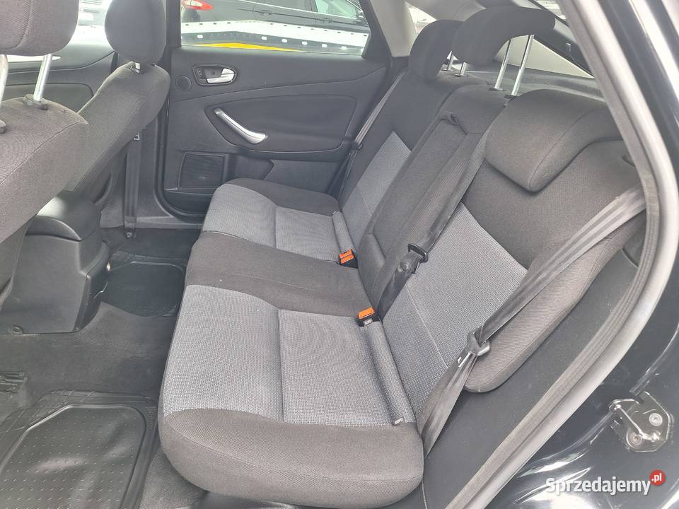 SPROWADZONYLIFTSERWISOWANYFABRYCZNIE BEZ gniazdo USB Zamość