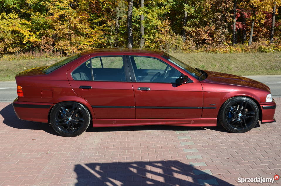 BMW E36 Mpakiet bogate wyposażenie możliwa centralny zamek Kielce sprzedam