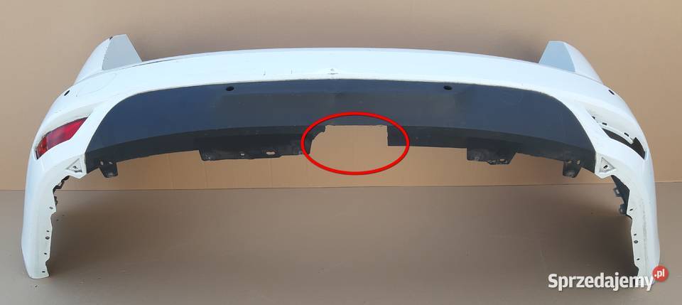 RENAULT MEGANE IV GT KOMBI ZDERZAK TYŁ osobowe Bieleń