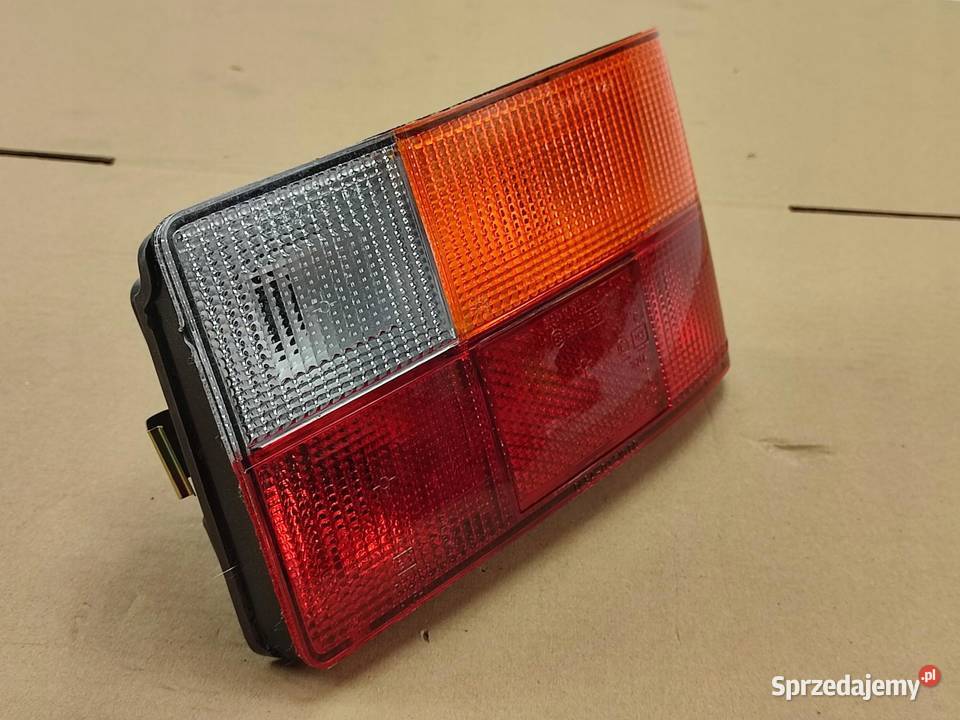LAMPA PRAWY TYŁ LANCIA A112 AUTOBIANCHI 19791982 osobowe lubelskie