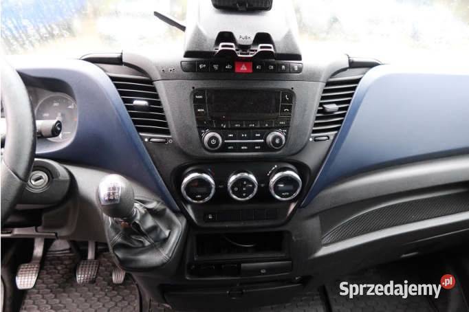 IVECO DAILY 35S15 2018 299800 ccm 146 Warszawa