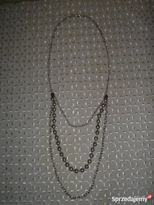 naszyjniki w kolorze srebra