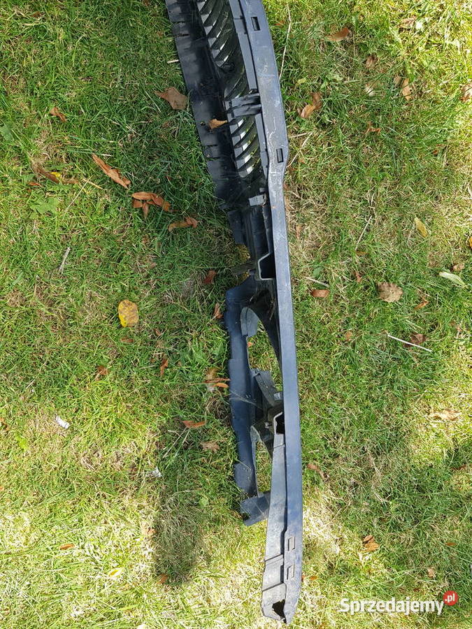 Bmw e34 atrapa nerki gril przed lift Byczyna