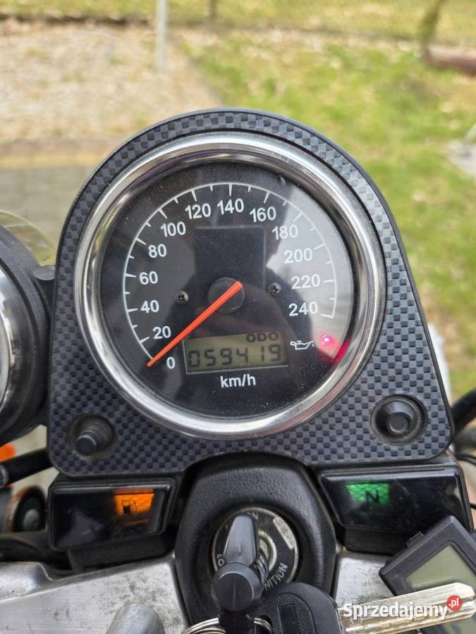 Suzuki sv 650 2001r czterosuwowy Suzuki Łańcut sprzedam