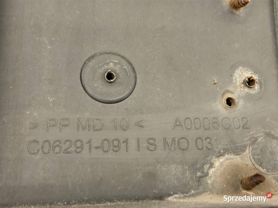 ATRAPA GRILL PEUGEOT 301 SedanLimuzyna KRATA Karoseria podkarpackie