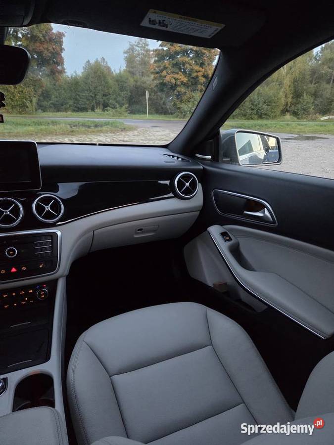 MercedesBenz CLA 250 światła przeciwmgielne CLA Biała Podlaska sprzedam