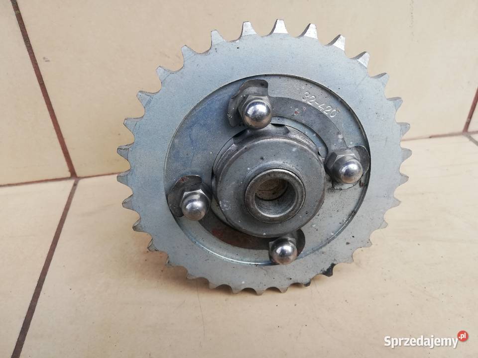 Suzuki RV 50 zębatka tylna wybierak