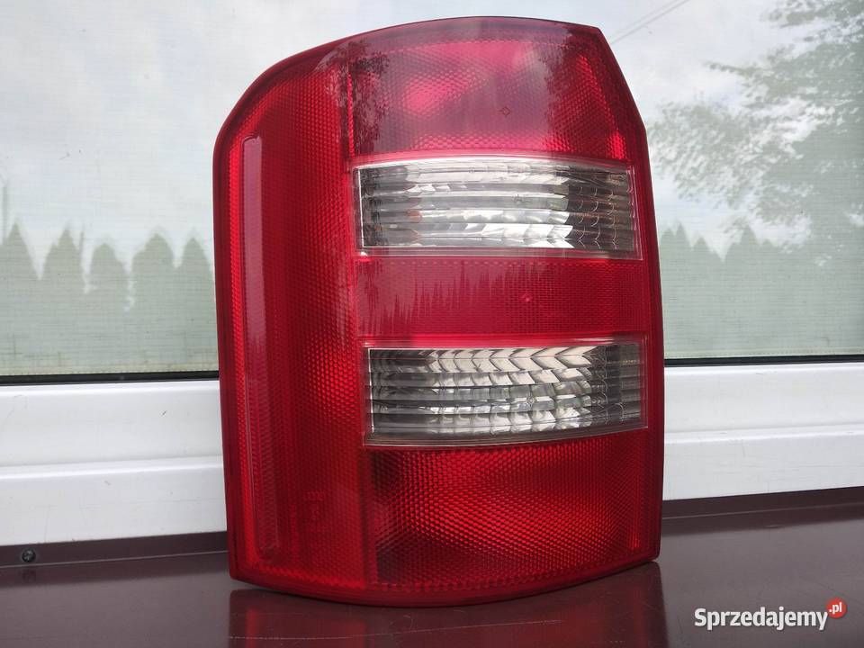 Audi A2 lampa tył tylna lewa wkład oprawka osobowe Sieradz