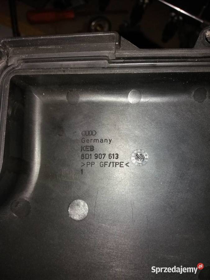 Obudowa Komputera ECU Audi A4 B5 8D1907355 Wola