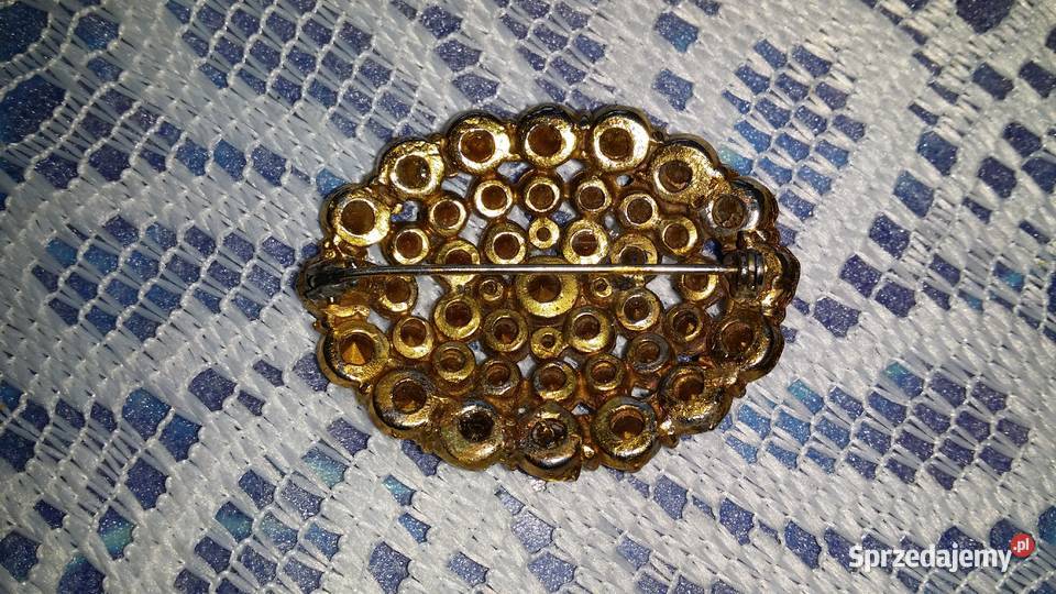 Stara broszka biało niebieska Ochojno