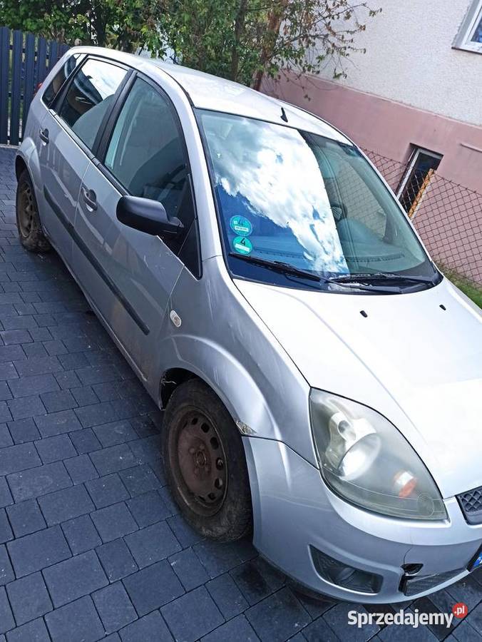 Ford Fiesta 2006r szary 5 drzwi lubelskie Chodel