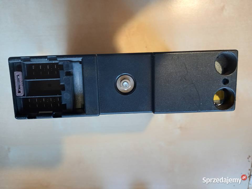 Radio samochodowe PHILIPS DC984 Bukownica
