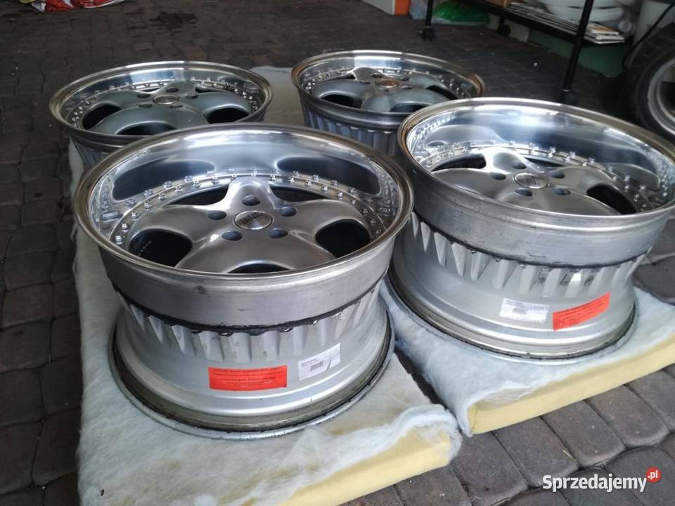 Sprzedam felgi aluminiowe duży rand z tyłu Walce