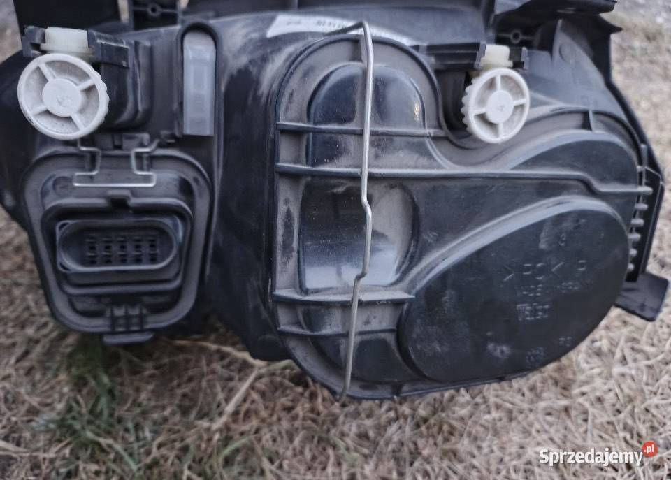 Lampa reflektor przód VW Golf IV Valeo osobowe Skarżysko-Kamienna sprzedam
