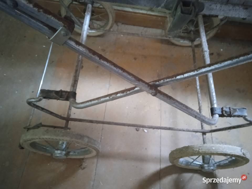 Wózek dziecięcy angielski z lat 70 kujawsko-pomorskie Szynwałd