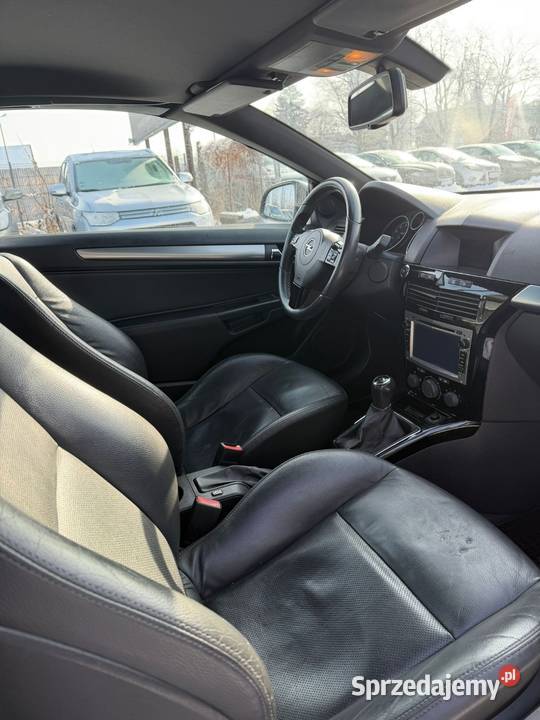 Opel Astra 16 Benzyna Cabrio 2009r Skóra Navi Wrocław