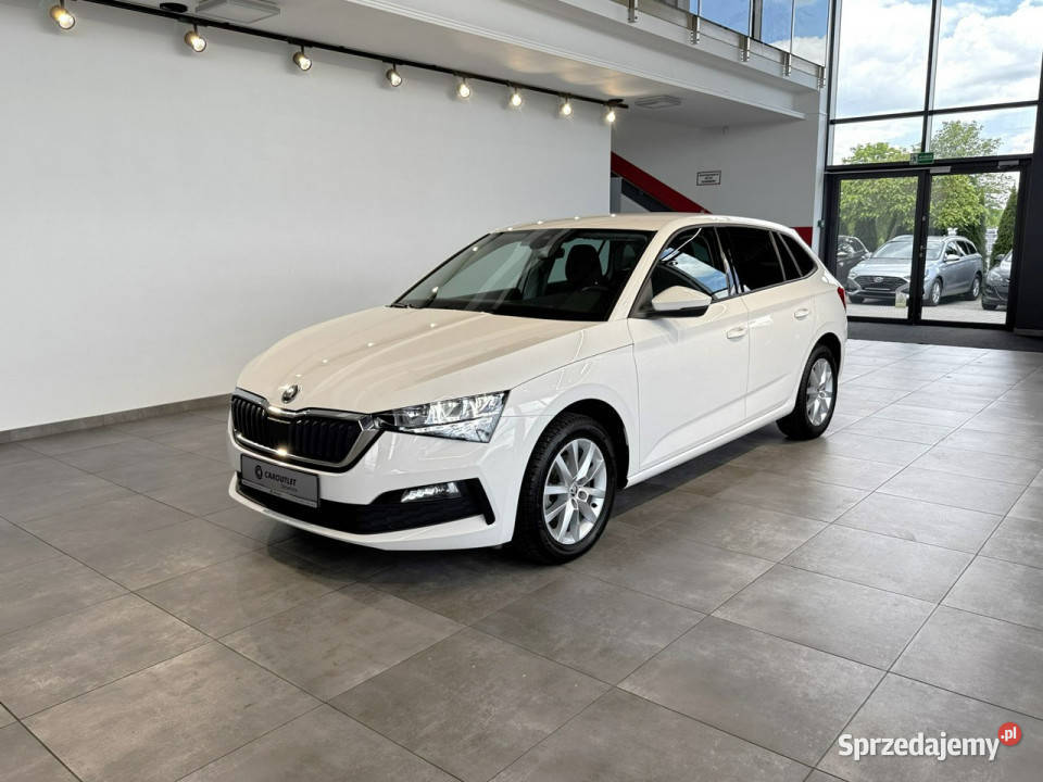 koda Scala Ambition 10TSI 110 M6 2022 r salon I Myślenice