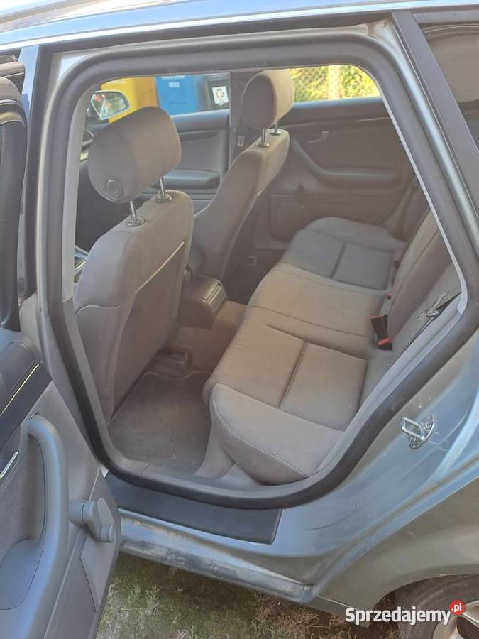 Sprzedam audi a4b6 avant 20 nieuszkodzony A4