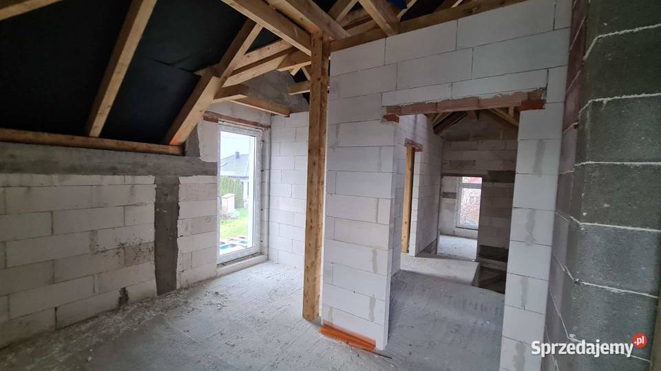 Nowy dom na przedmieściach Zamościa lubelskie Kalinowice