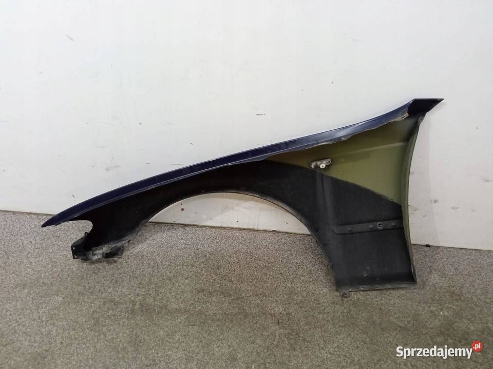 BŁOTNIK PRAWY PRZÓD LIFT FL LCI GRANATOWY Bmw Rok produkcji 2003 Błotniki sprzedam