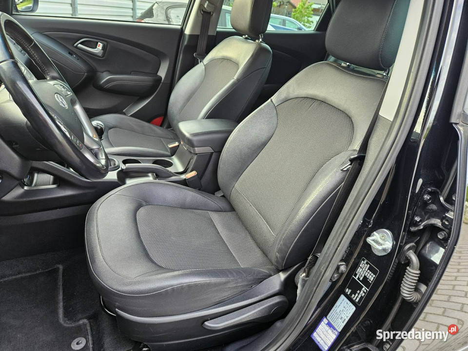 Hyundai ix35 17 CRDi 116 skóry LED zadbany manualna Gdynia