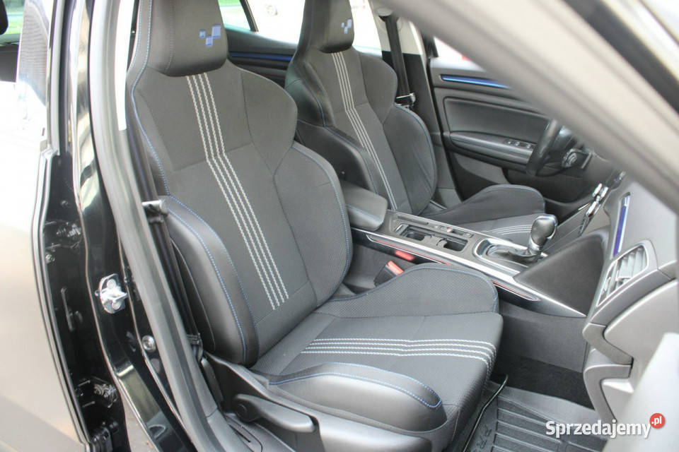 Renault Megane BezwypadkowyCzarny matMoc 2202 Nm Gliwice