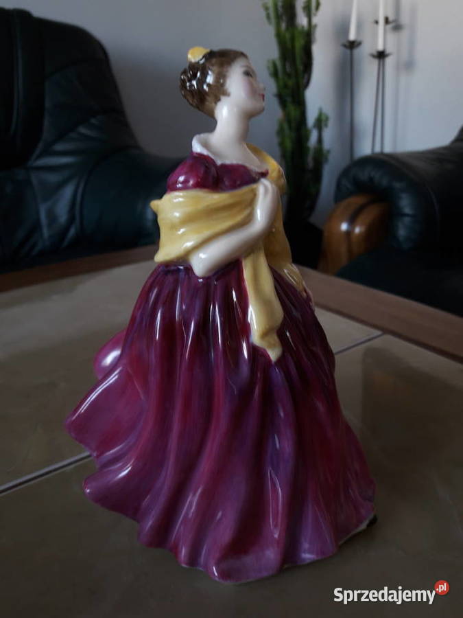 Porcelanowa figurka Royal Doulton 1963 r Janów Lubelski