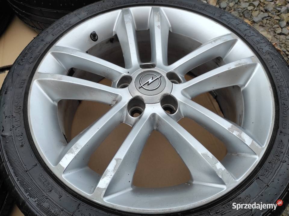 Felgi Opel 17 5x110 7Jx17 ET44 Kompletopony Ustrzyki Dolne