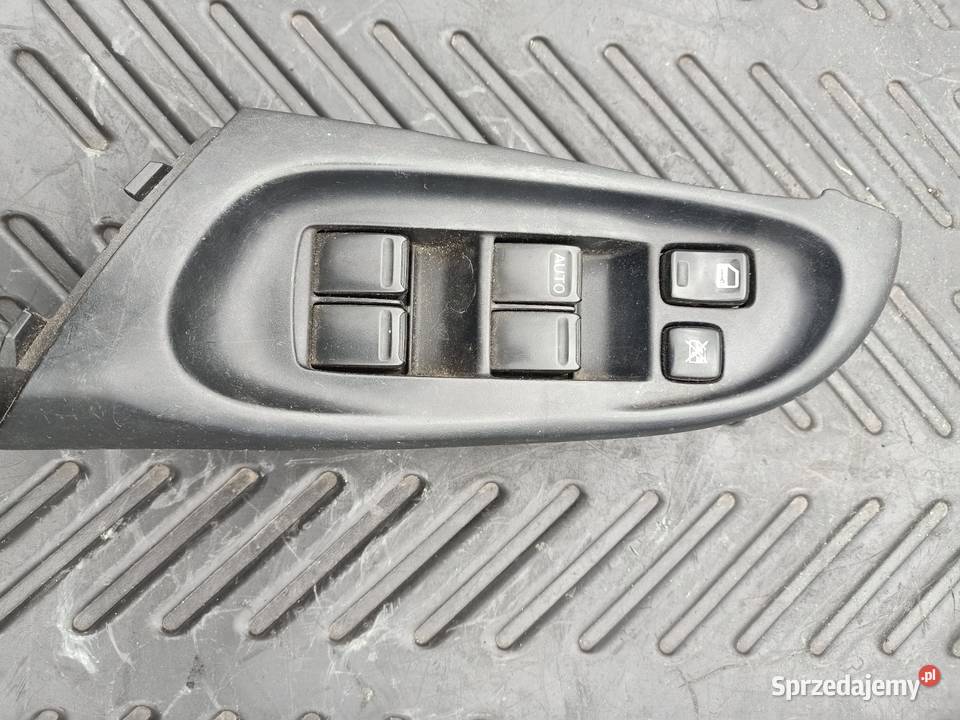 Panel sterowania szybami lewy przód nissan osobowe zachodniopomorskie Szczecin