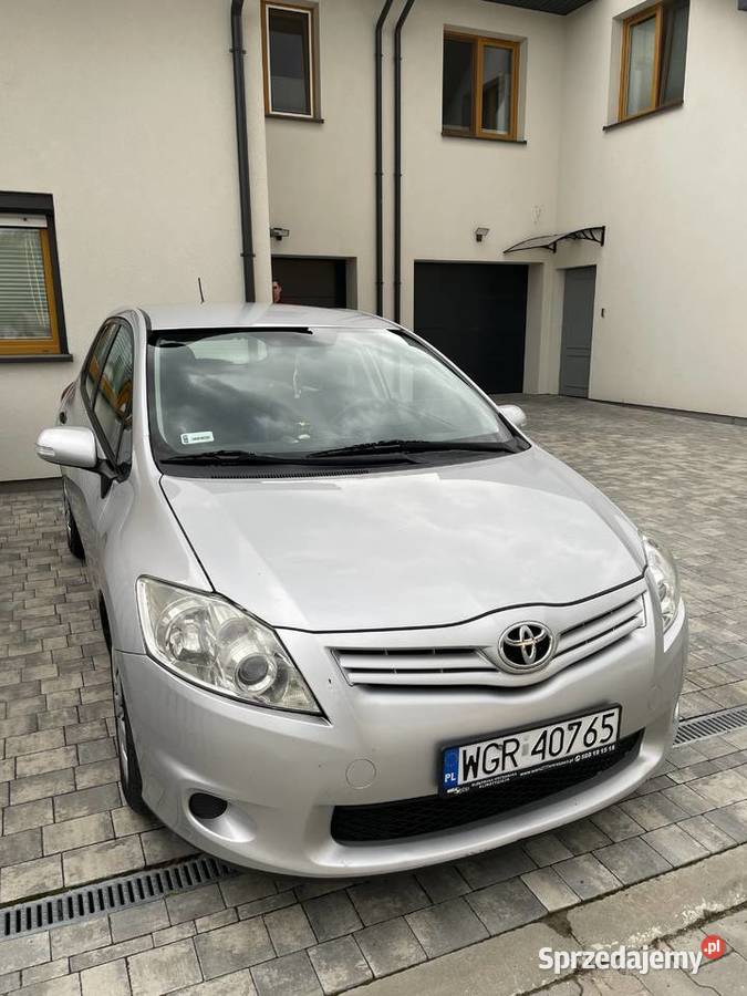 Toyota Auris 2010 16 Benzyna 132 Polska 153 000 Domaniew
