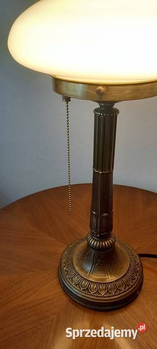 Bogato zdobiona mosiężna lampa w stylu Art Deco Skierniewice