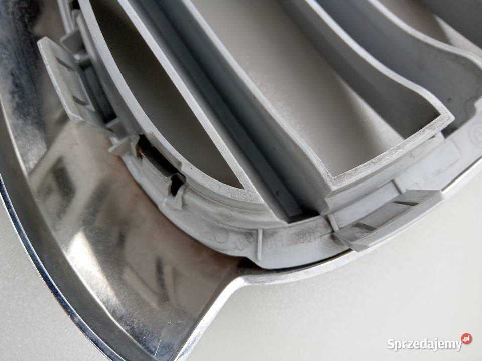 NERKA PRAWA ATRAPA CHŁODNICY BMW X3 F25 X4 F26 Nowy Tomyśl