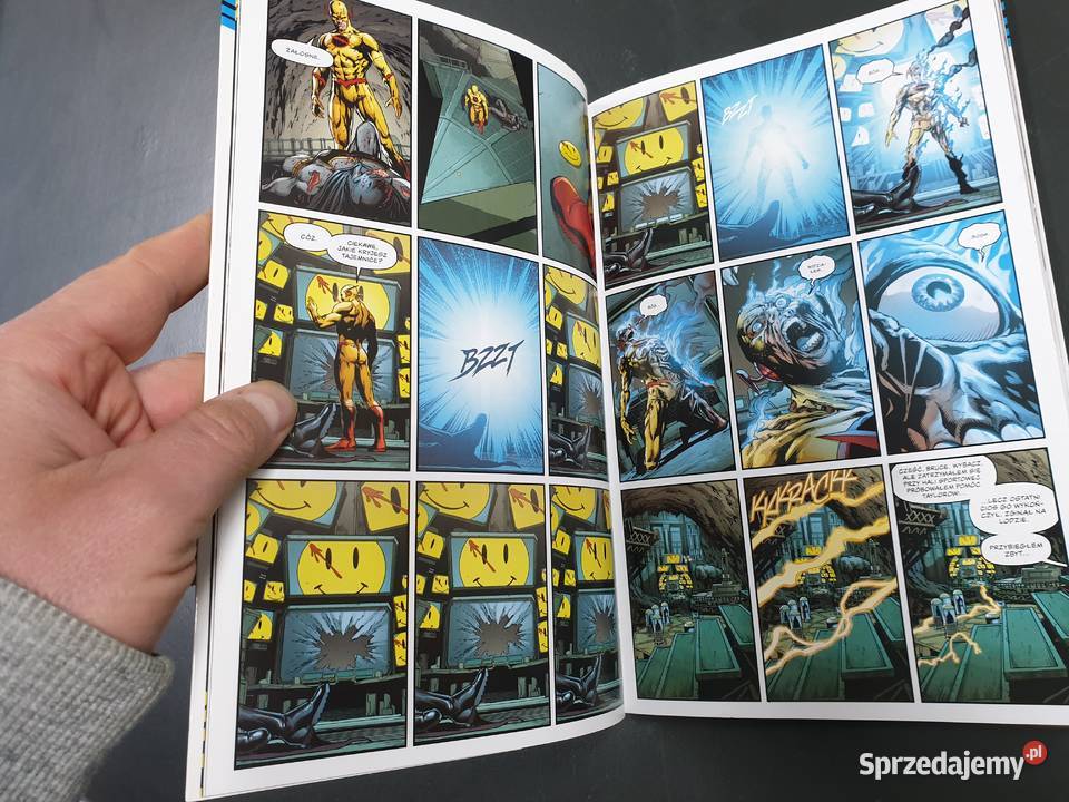 Batman Flash Przypinka DC Odrodzenie Egmont Książki i Podręczniki pomorskie