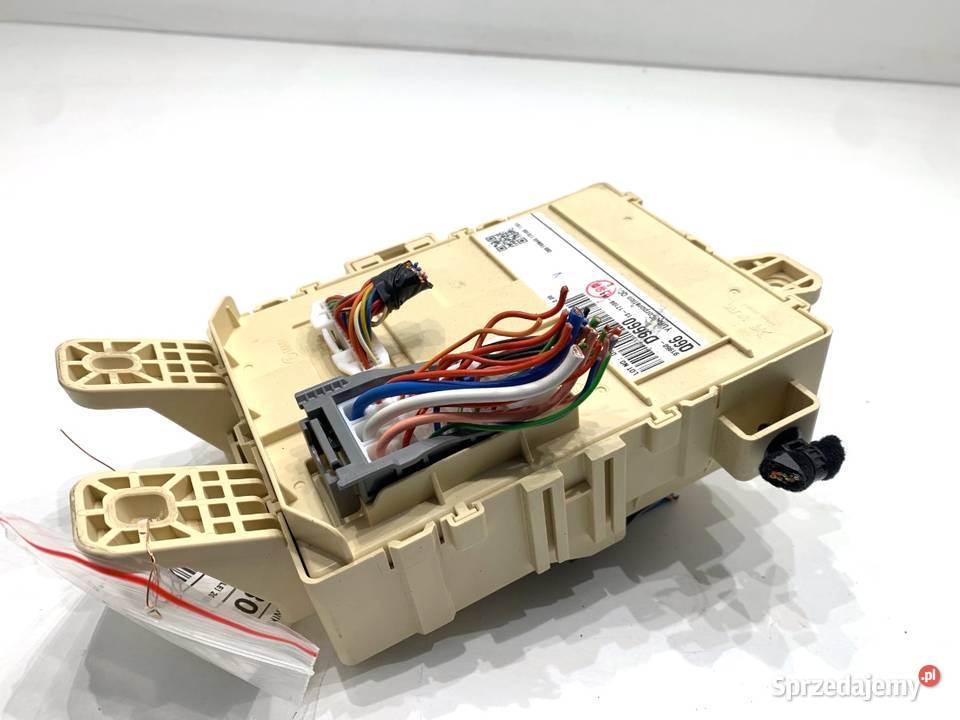 SKRZYNKA BEZPIECZNIKÓW KIA SPORTAGE IV