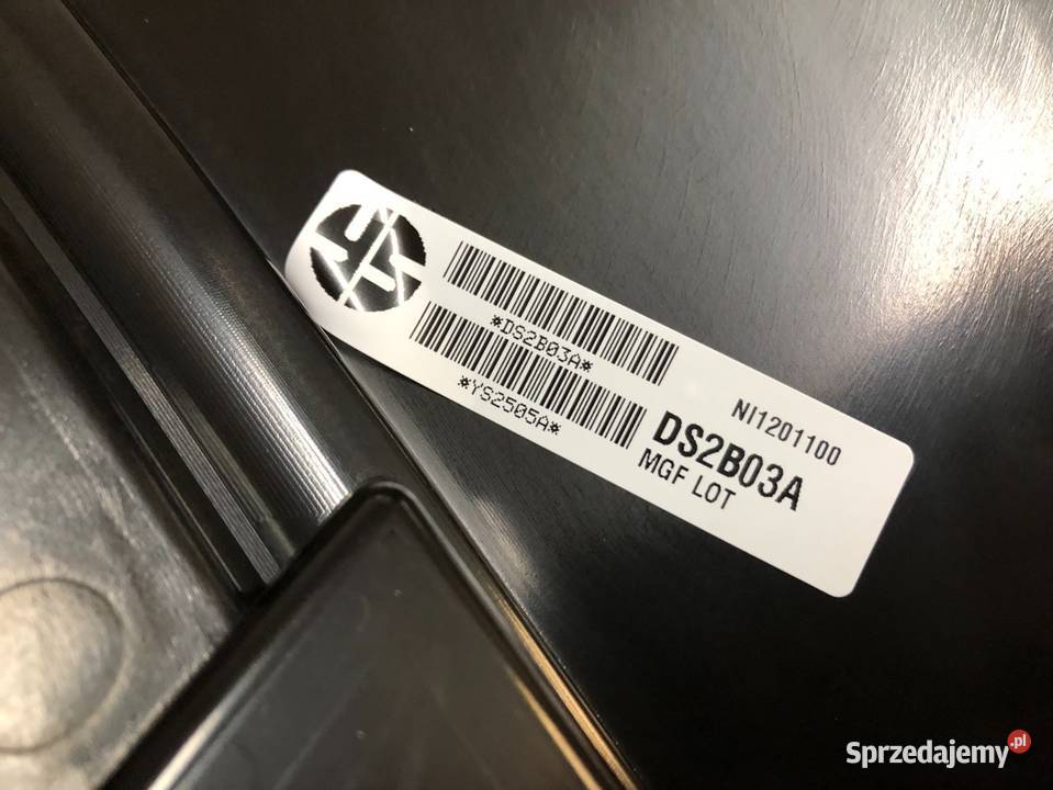 NISSAN NOTE E12 2014 WERSJA USA ATRAPA NAKŁADKA osobowe Skarżysko-Kamienna