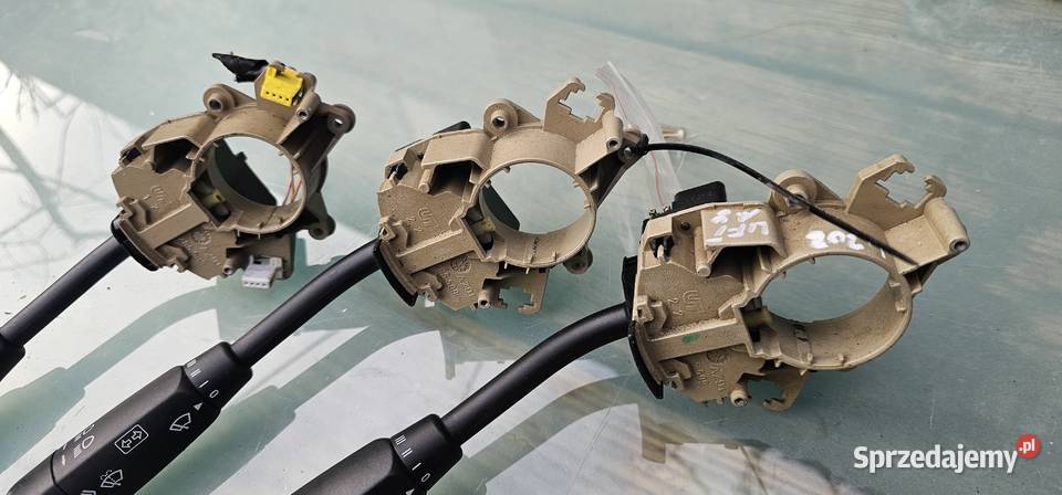 Przełącznik kierunkowskazów manetka mercedes Pozostałe wielkopolskie Zbąszyń sprzedam