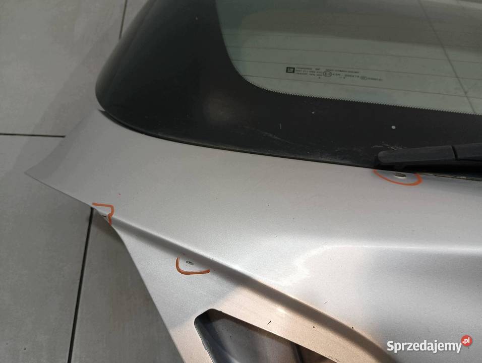 KLAPA TYŁ 5D HB Z176 Opel Corsa V 2014 E