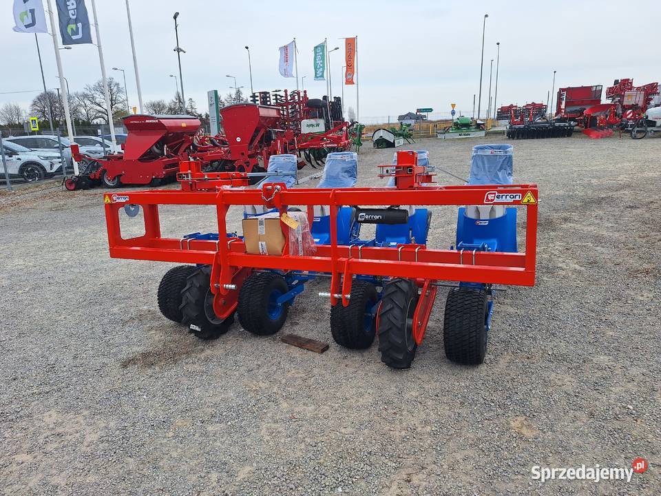 Sadzarka do warzyw Ferrari FMAX na Lipnik