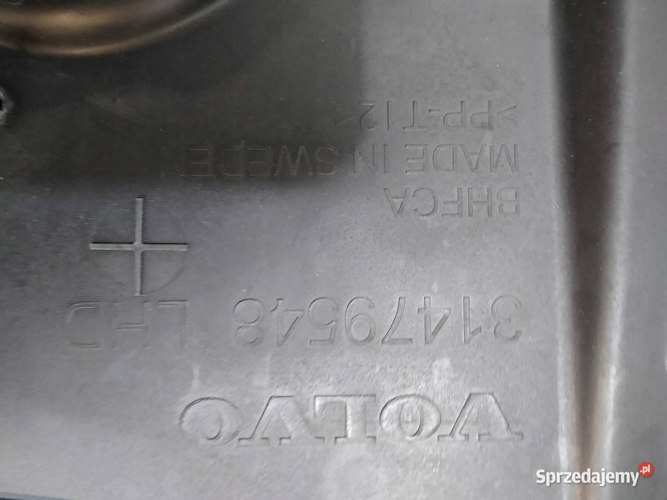 PODSZYBIE PLASTIKOWE 31479548 Volvo V60 II 2018 sprzedam