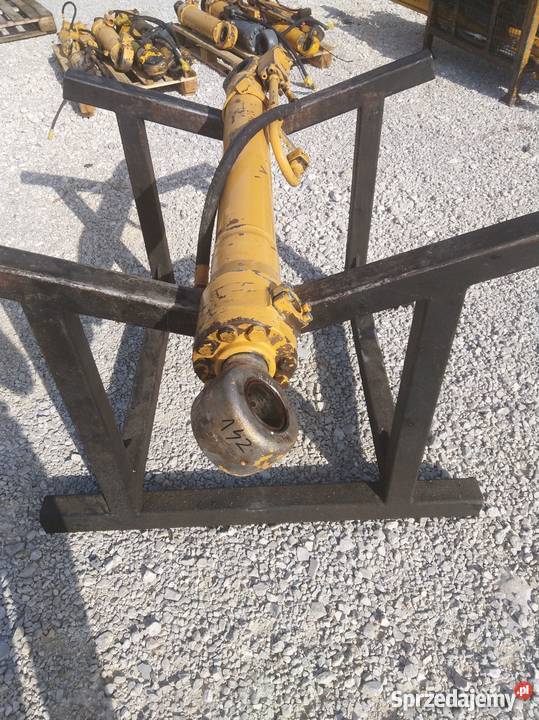 Siłownik Liebherr A R 916 922 317 924 313 D142 Kielce