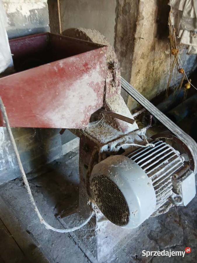 Sprzedam śrutownik do zboża dmuchawamieszalnik Hodowla bydła Rożnowo sprzedam