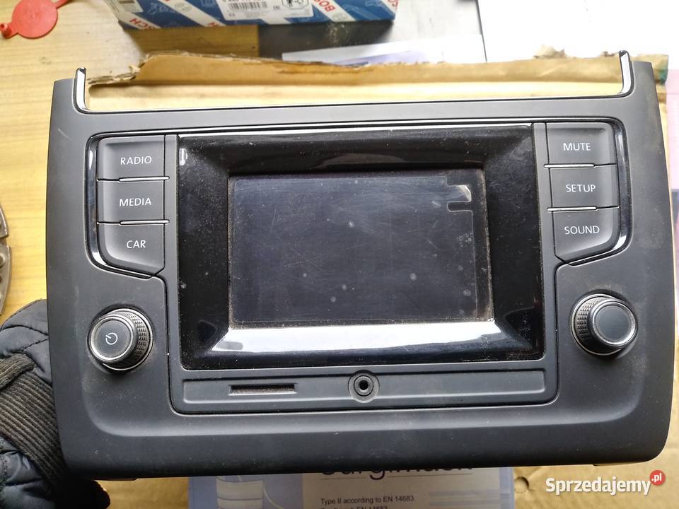VW POLO V radio 6R 6C0035885 Pozostałe Dębno