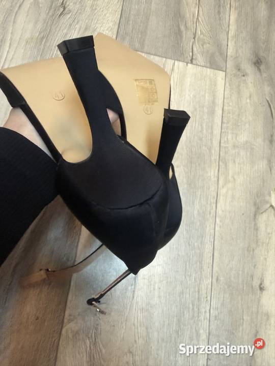 41 Czarne ekskluzywne czółenka szpilki Czółenka Kraków