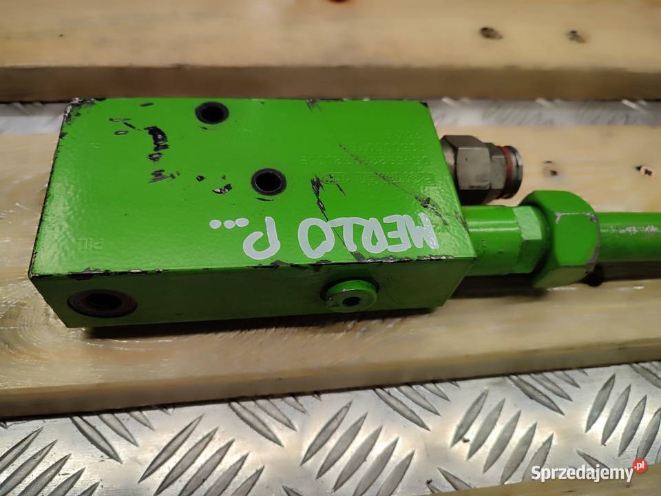 Zamek R930060769 siłownika hydraulicznego łyżki wielkopolskie Wilkowo