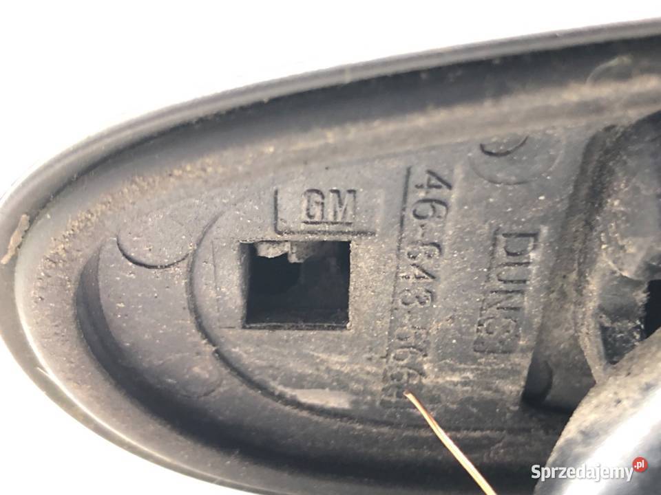 LUSTERKO PRAWY OPEL CORSA D Hatchback 0614 Karoseria