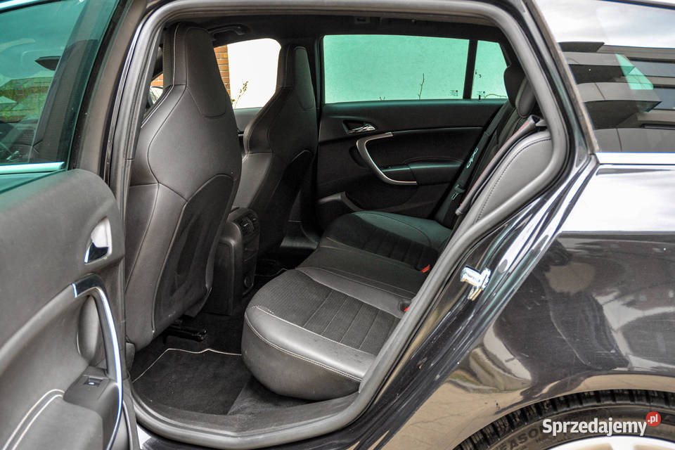 Opel Insignia 28T 325 2011 r Automat 4x4 OPC dolnośląskie Wrocław sprzedam