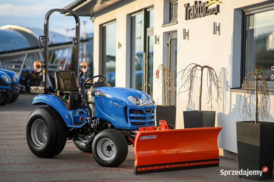 LS Tractor XJ25 HST 4x4 244 TURF pług do śniegu Napęd 4x4 Tajęcina sprzedam